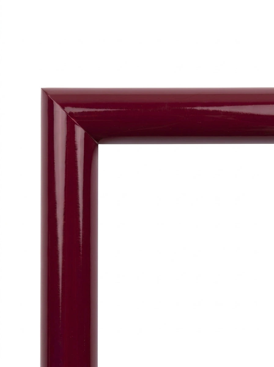 Billedramme Balsamin i bordeaux (Bordeaux, P1013) – 11 mm smal plastramme på mål